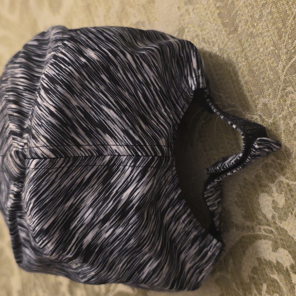 Ladies' Lot of 3 Caps - Picture 9 of 10